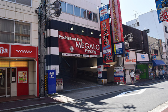 画像：万8駐車場