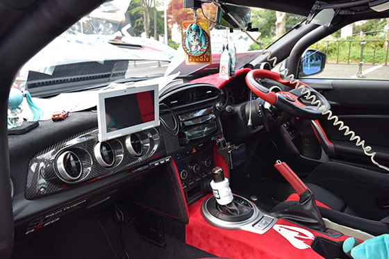 画像：レーシングミク痛車