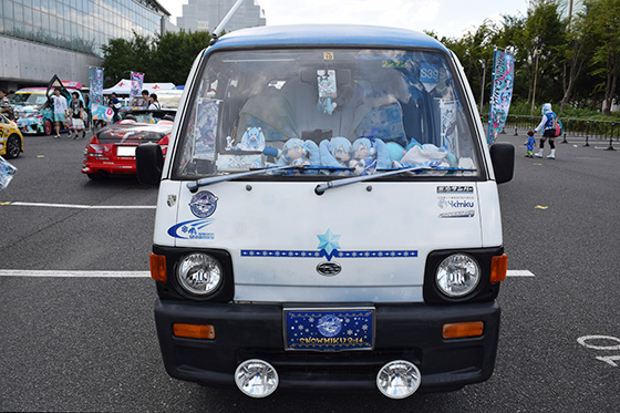 画像：レーシングミク痛車