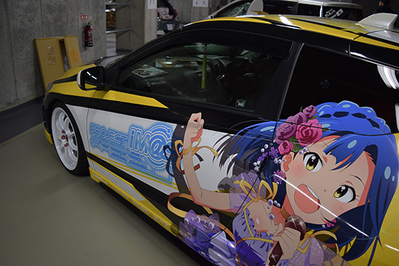 画像：七尾百合子痛車