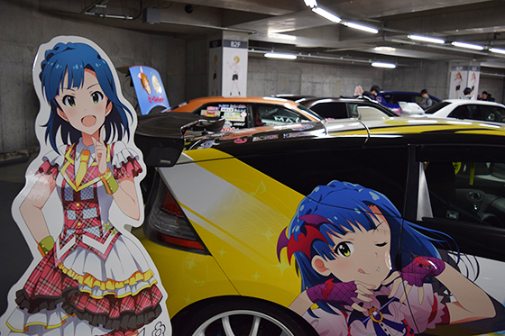 画像：七尾百合子痛車