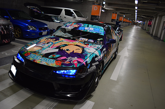 画像：我那覇響痛車