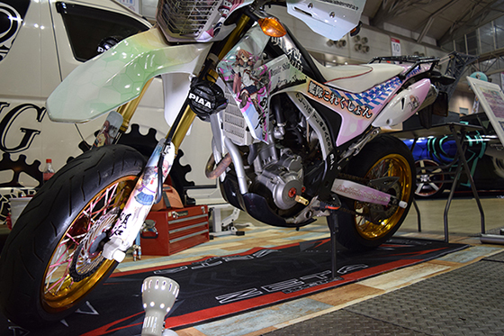 画像:明石痛単車