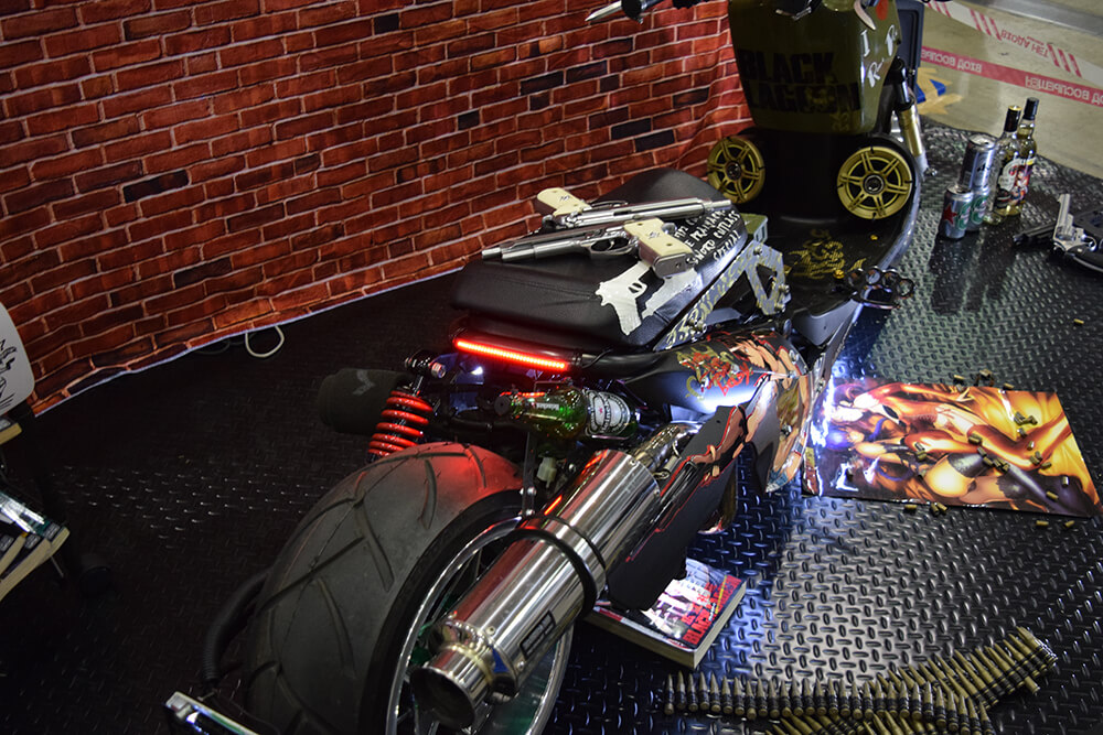 ブラックラグーン痛単車