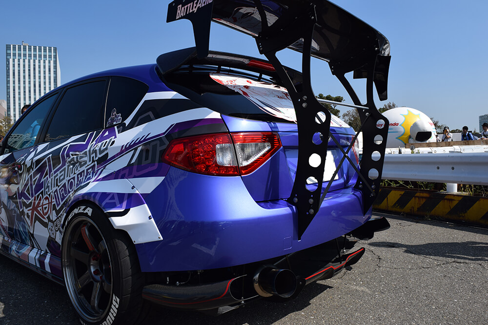 絆きらめく恋いろは痛車