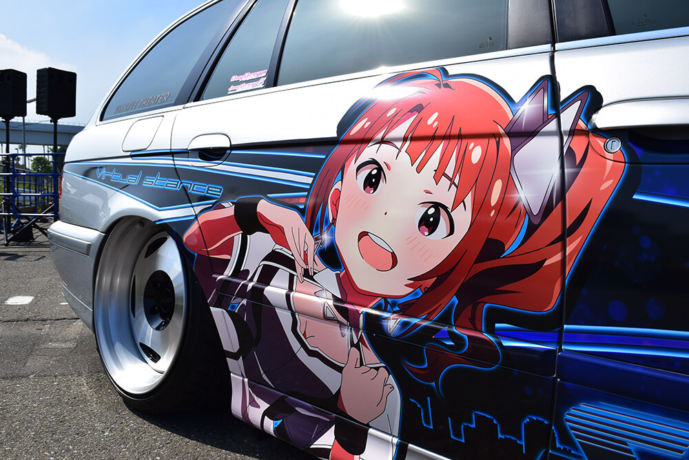 横山奈緒痛車